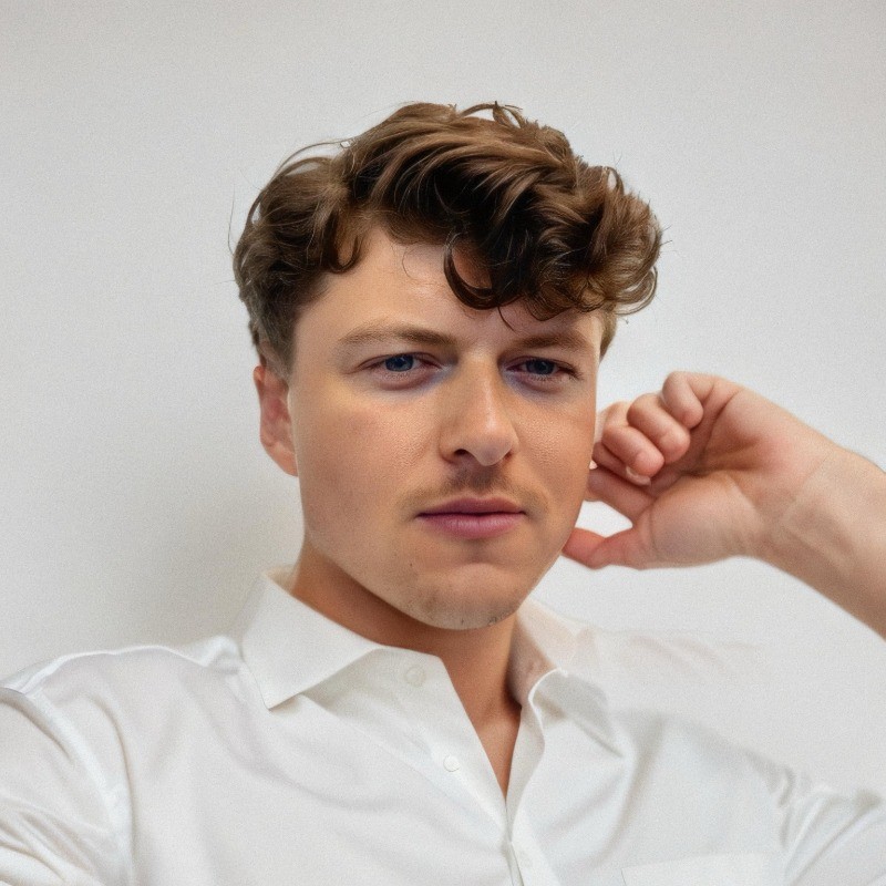 Seb Bochenek
